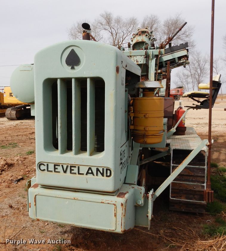 image for item DK0253 Cleveland 247  bucket wheel trencher