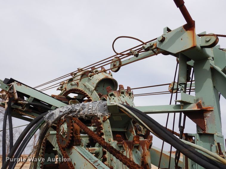 image for item DK0253 Cleveland 247  bucket wheel trencher