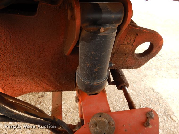 image for item DK0254 2003 JLG 600S  boom lift