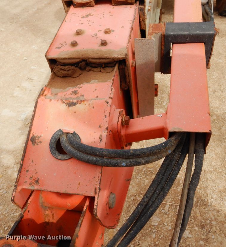 image for item DK0254 2003 JLG 600S  boom lift