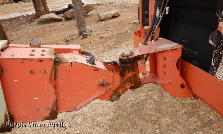 image for item DK0254 2003 JLG 600S  boom lift