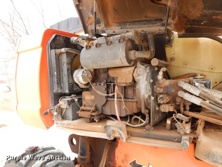 image for item DK0254 2003 JLG 600S  boom lift