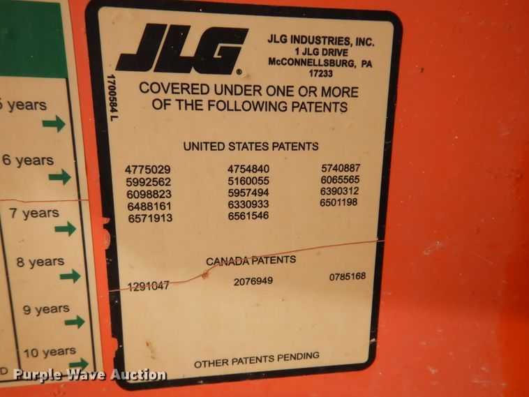 image for item DK0254 2003 JLG 600S  boom lift