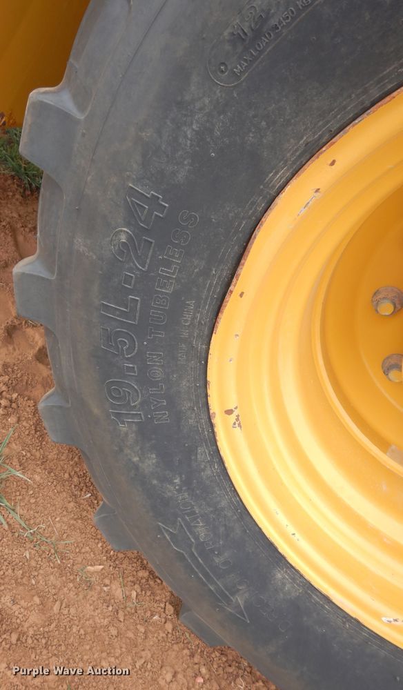 image for item DK0257 2013 John Deere 310SK  backhoe