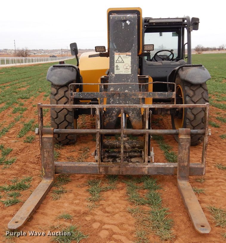 image for item DK0258 2013 Caterpillar TL943C  telehandler