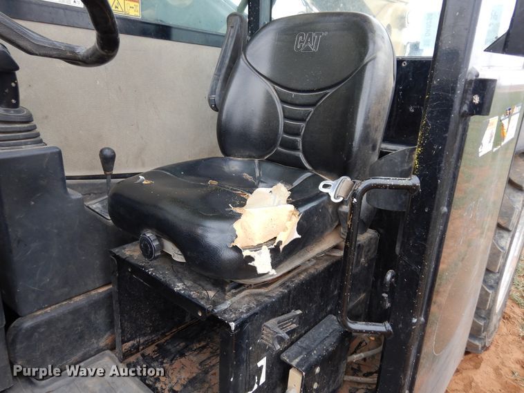 image for item DK0258 2013 Caterpillar TL943C  telehandler