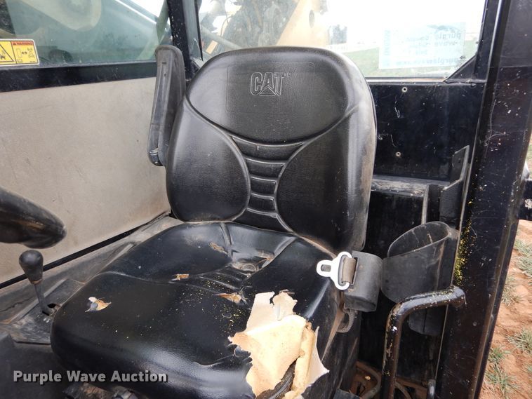 image for item DK0258 2013 Caterpillar TL943C  telehandler