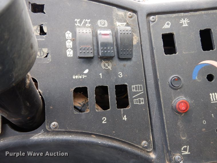 image for item DK0258 2013 Caterpillar TL943C  telehandler