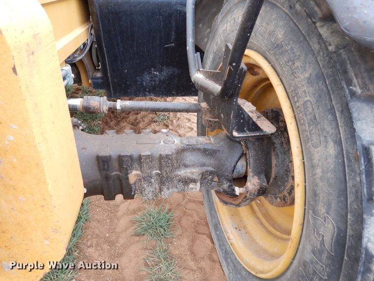 image for item DK0258 2013 Caterpillar TL943C  telehandler