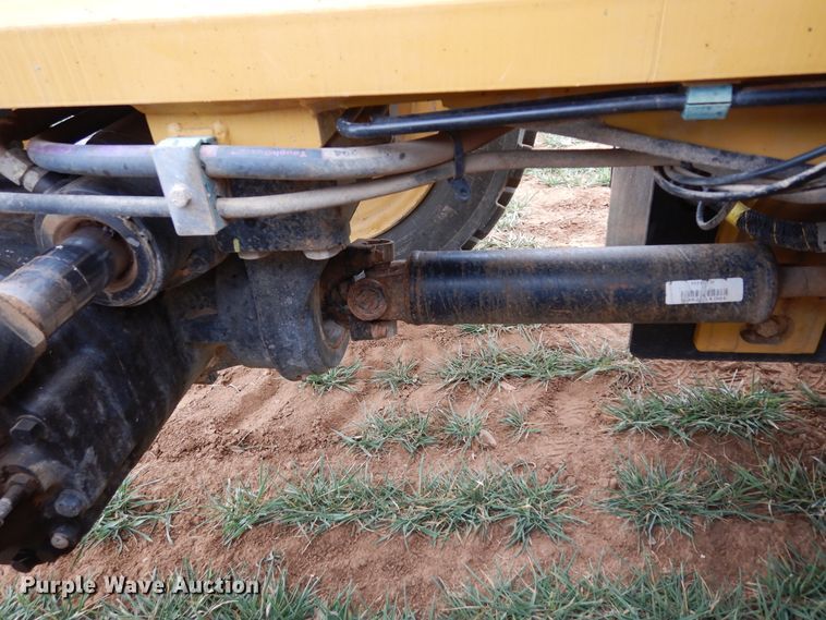 image for item DK0258 2013 Caterpillar TL943C  telehandler