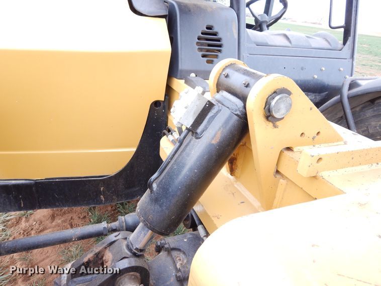 image for item DK0258 2013 Caterpillar TL943C  telehandler