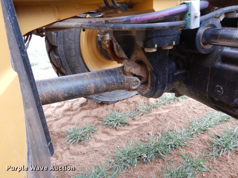 image for item DK0258 2013 Caterpillar TL943C  telehandler