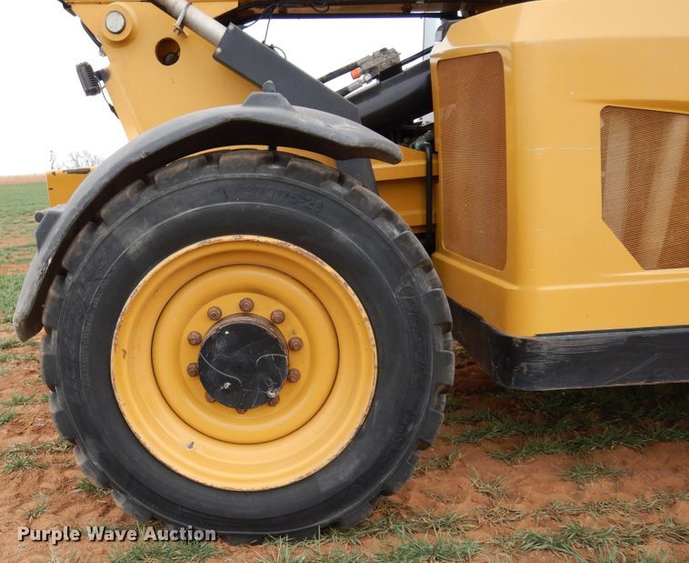 image for item DK0258 2013 Caterpillar TL943C  telehandler