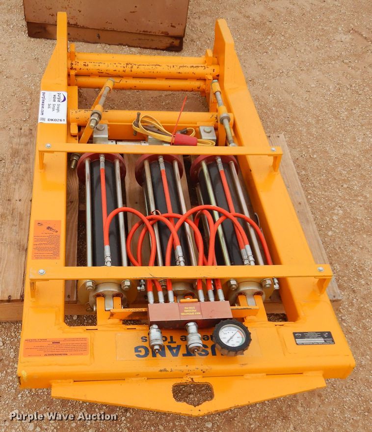 image for item DK0261 Mustang DBH-1200-B  heavy duty squeeze tool