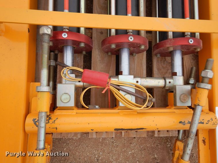 image for item DK0261 Mustang DBH-1200-B  heavy duty squeeze tool