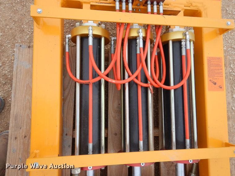 image for item DK0261 Mustang DBH-1200-B  heavy duty squeeze tool