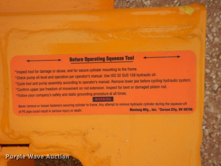 image for item DK0261 Mustang DBH-1200-B  heavy duty squeeze tool