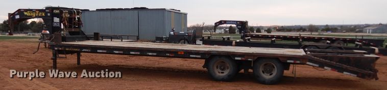 image for item DK0266 2011 Big Tex 35GN-25BK  equipment trailer