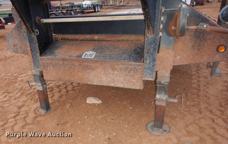 image for item DK0266 2011 Big Tex 35GN-25BK  equipment trailer