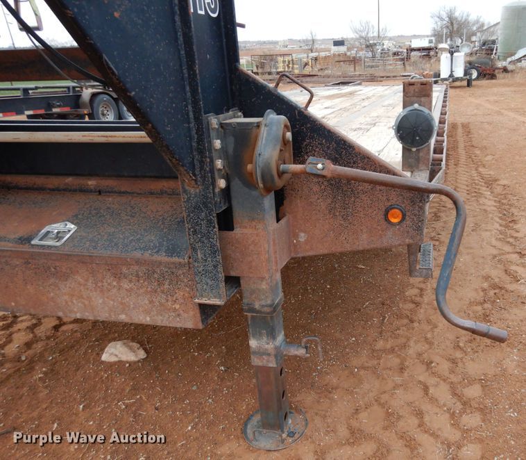 image for item DK0266 2011 Big Tex 35GN-25BK  equipment trailer