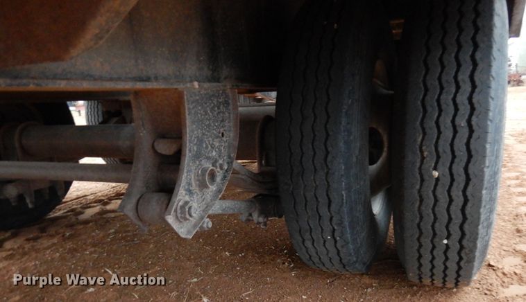 image for item DK0266 2011 Big Tex 35GN-25BK  equipment trailer
