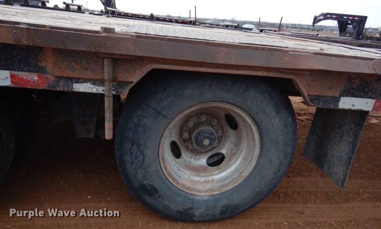 image for item DK0266 2011 Big Tex 35GN-25BK  equipment trailer