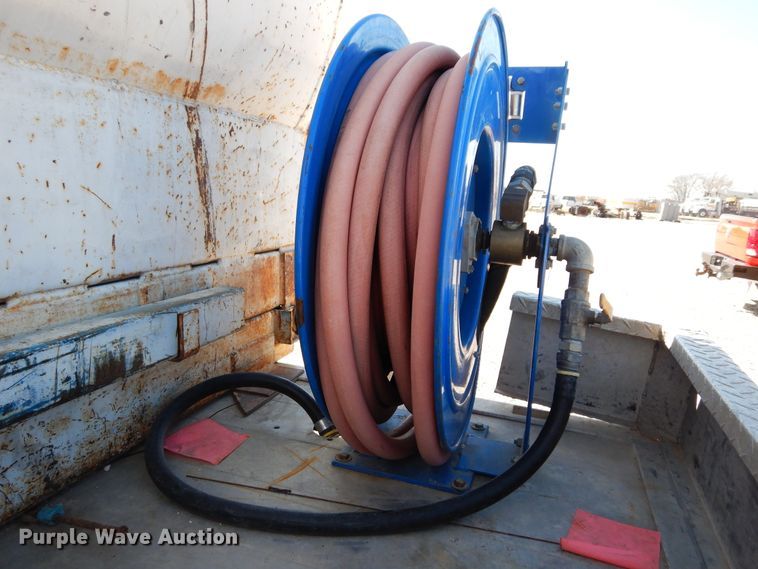 image for item DK0277 2009 Ford F550 Super Duty XL  vacuum truck