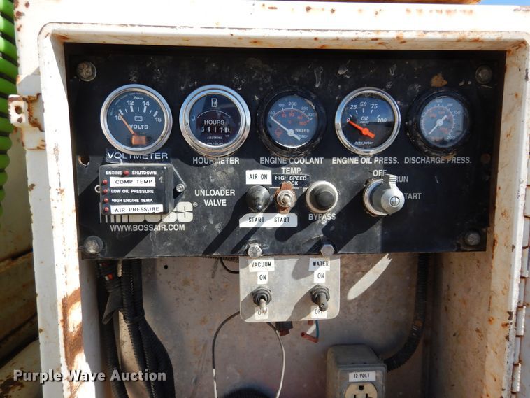 image for item DK0277 2009 Ford F550 Super Duty XL  vacuum truck