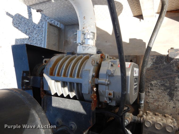 image for item DK0277 2009 Ford F550 Super Duty XL  vacuum truck