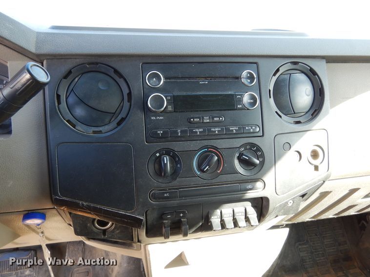 image for item DK0277 2009 Ford F550 Super Duty XL  vacuum truck