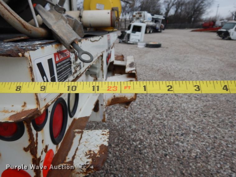 image for item DK0279 2006 International 7500  bucket truck