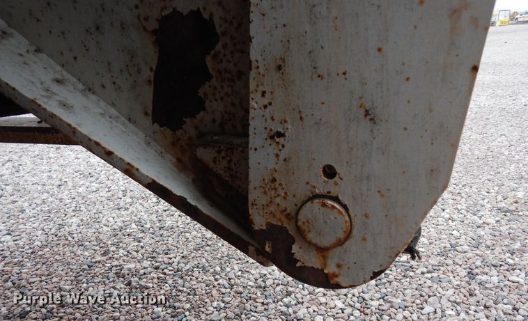 image for item DK0279 2006 International 7500  bucket truck