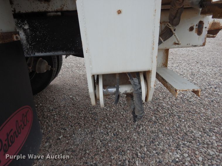 image for item DK0279 2006 International 7500  bucket truck