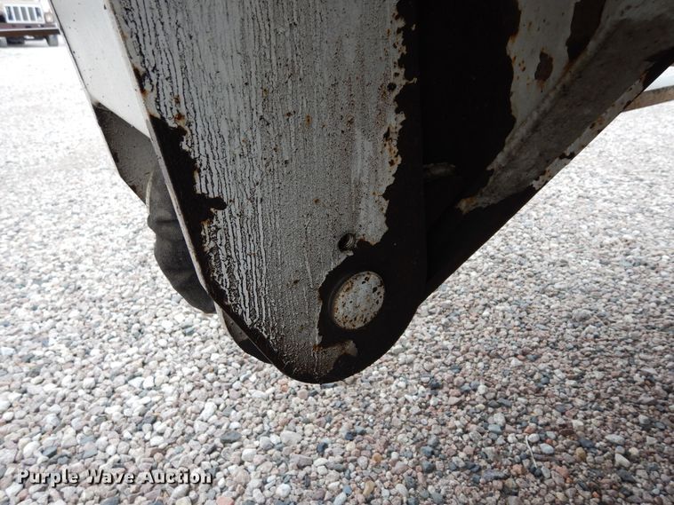 image for item DK0279 2006 International 7500  bucket truck