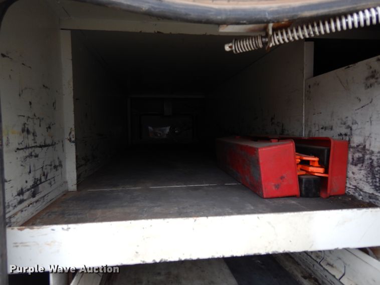 image for item DK0279 2006 International 7500  bucket truck