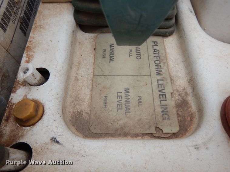 image for item DK0279 2006 International 7500  bucket truck