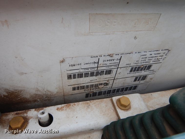 image for item DK0279 2006 International 7500  bucket truck