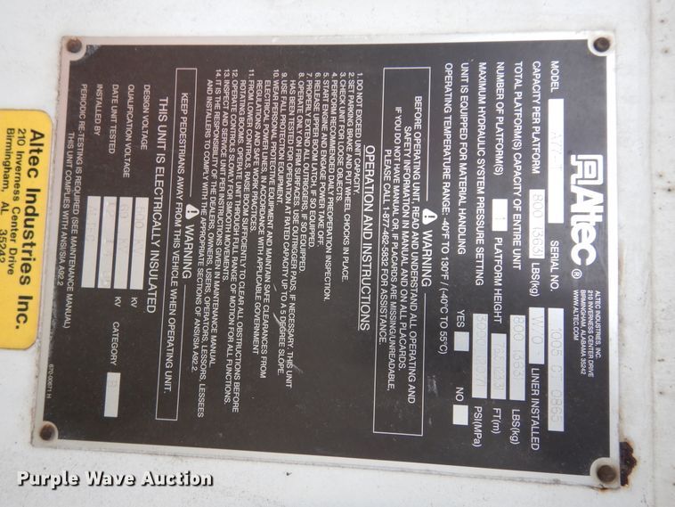 image for item DK0279 2006 International 7500  bucket truck