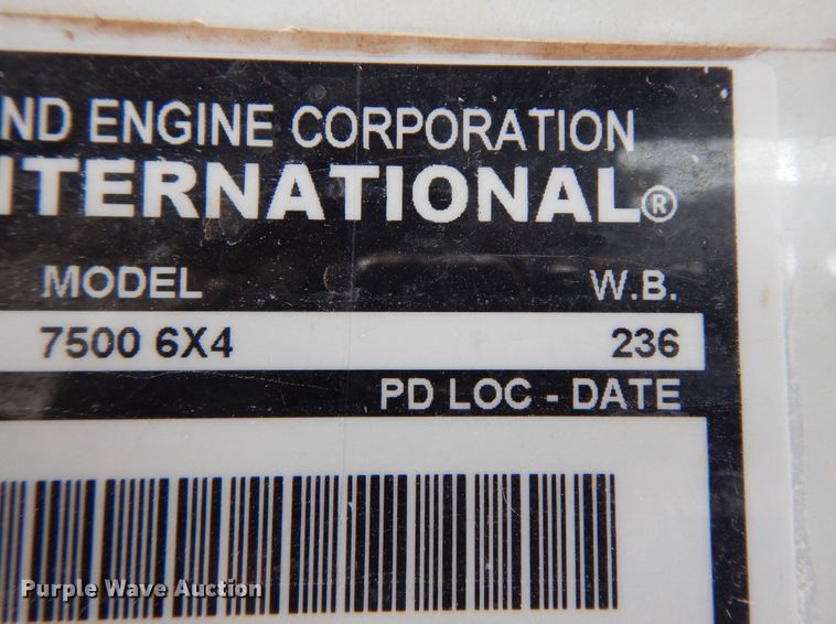 image for item DK0279 2006 International 7500  bucket truck