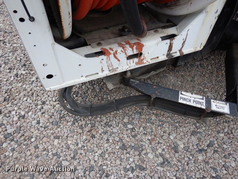 image for item DK0282 2013 Freightliner 108SD  vacuum truck