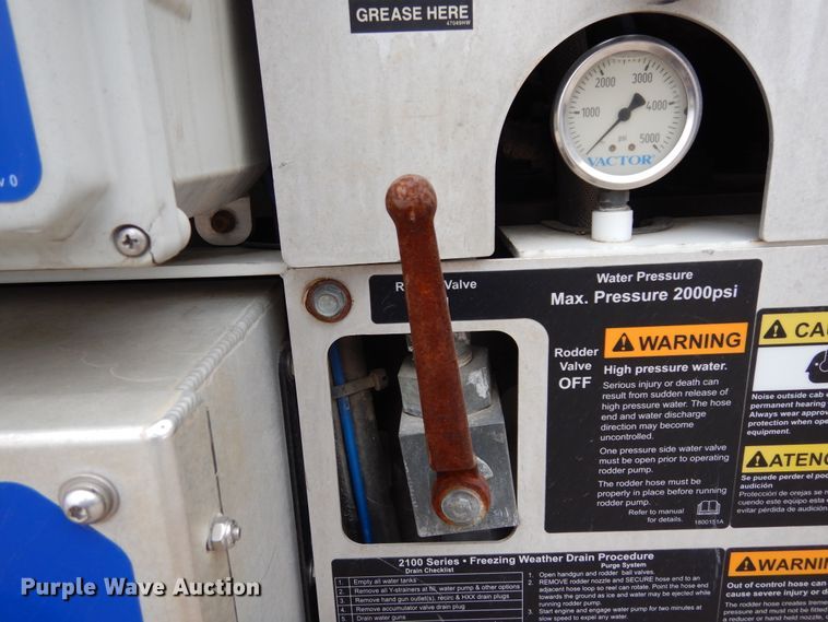 image for item DK0282 2013 Freightliner 108SD  vacuum truck