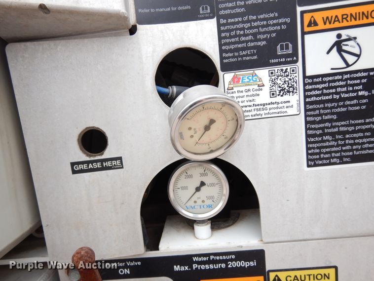 image for item DK0282 2013 Freightliner 108SD  vacuum truck