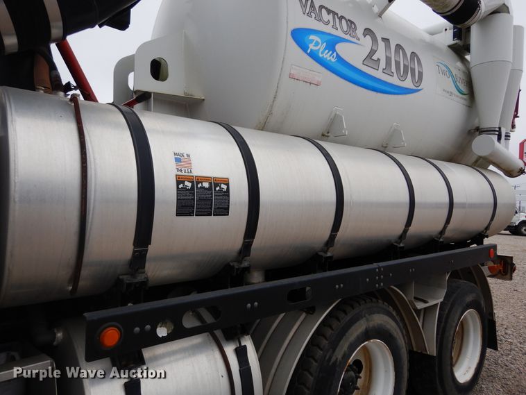 image for item DK0282 2013 Freightliner 108SD  vacuum truck