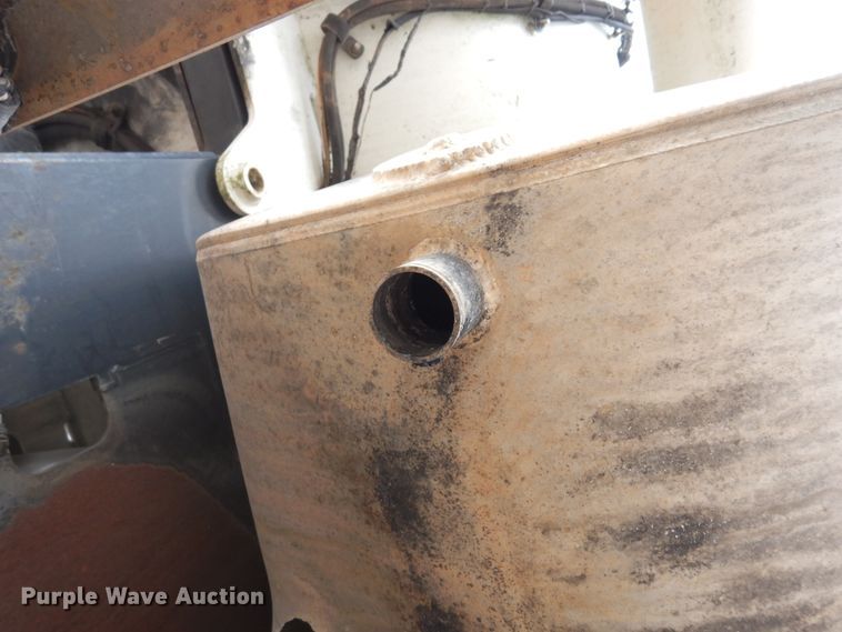 image for item DK0282 2013 Freightliner 108SD  vacuum truck