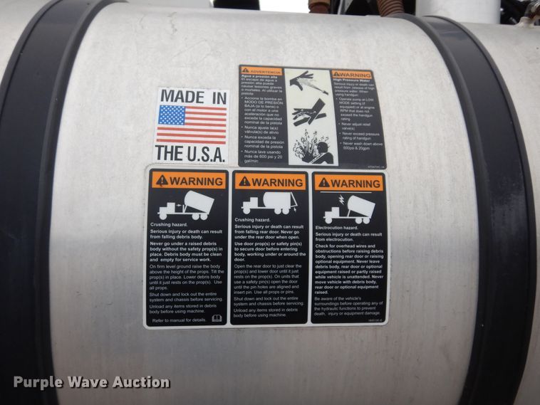 image for item DK0282 2013 Freightliner 108SD  vacuum truck