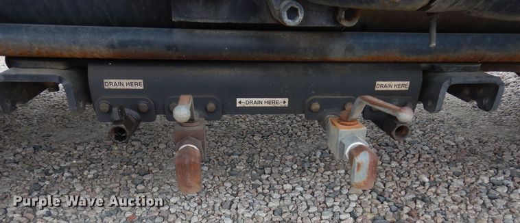 image for item DK0282 2013 Freightliner 108SD  vacuum truck