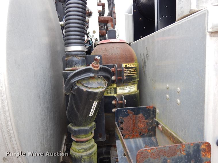 image for item DK0282 2013 Freightliner 108SD  vacuum truck