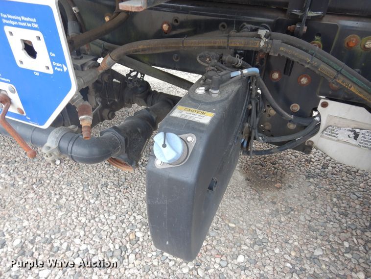 image for item DK0282 2013 Freightliner 108SD  vacuum truck