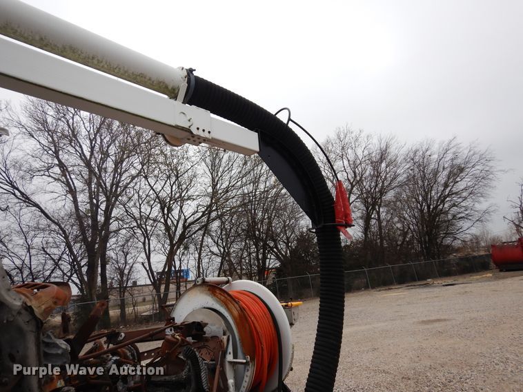 image for item DK0282 2013 Freightliner 108SD  vacuum truck