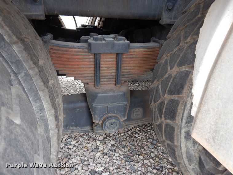 image for item DK0282 2013 Freightliner 108SD  vacuum truck